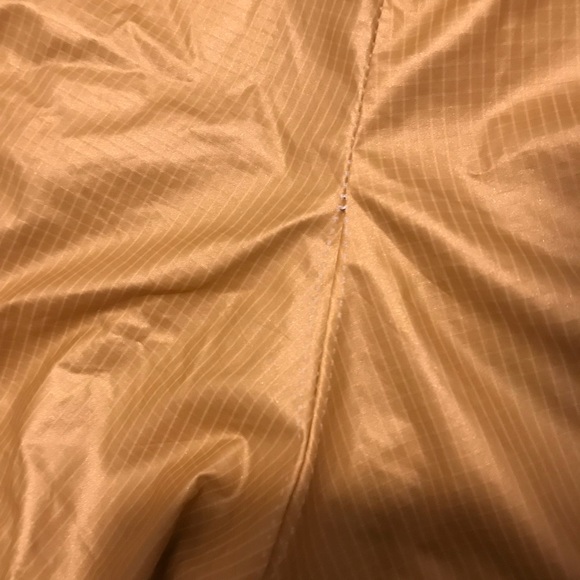 Puma Gold Shorts - Picture 5 of 6